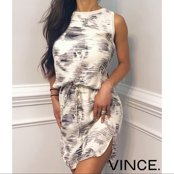 Vince Dresses & Skirts - Vince Marbled Jacquard Dress
